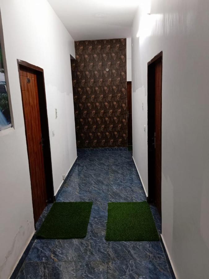 Shivjot Hotel Kharar Exterior foto